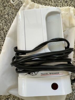 Travel Steamer - White Handheld Garment Steamer